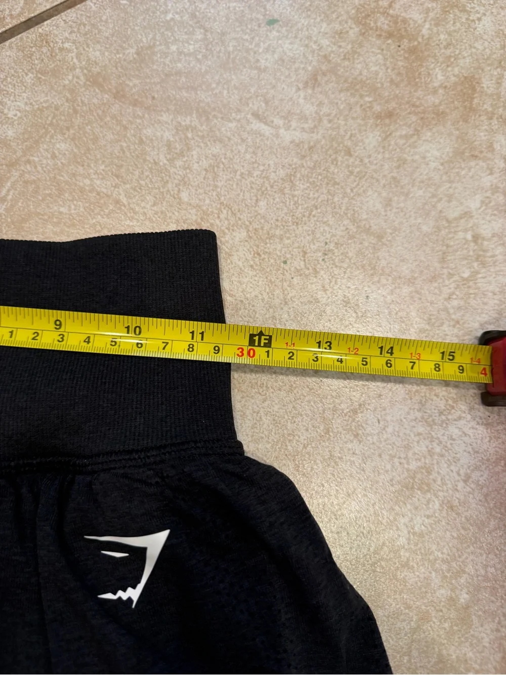 Gymshark Women’s Black Layered Training Shorts lined - Picture 4 of 6